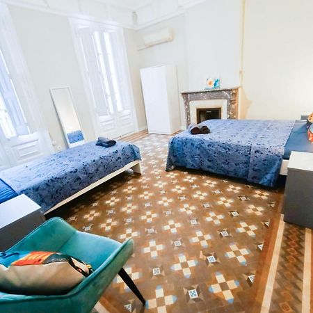 Private Rooms By Plaza Catalunya Barcelona Exterior foto